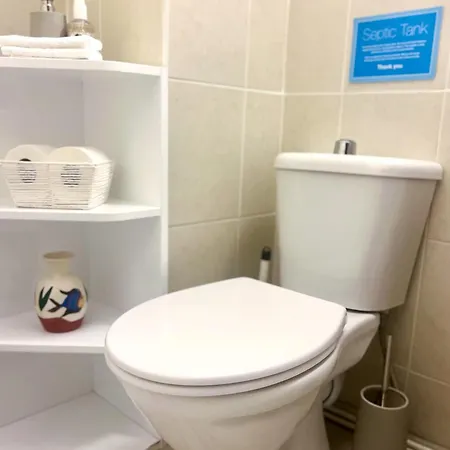 Holiday home Natterjack Cottage - Access To The Western Lakes *